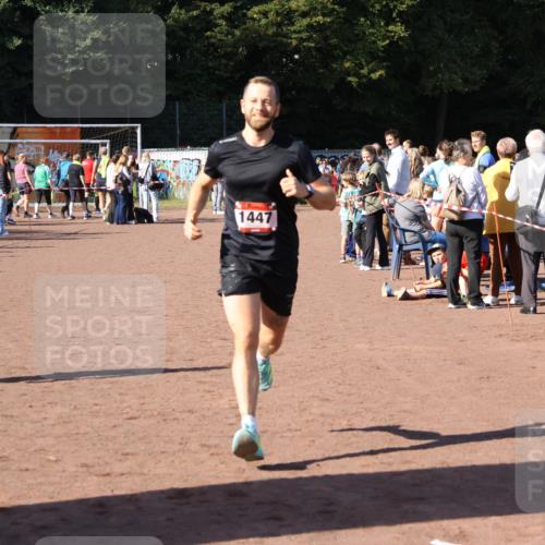 27.09.2026 - 35. Volkslauf durch das schöne Alstertal Strokosch-Dieckow http://msf.ph/oto/10585132 27.09.2026 11:48:02 Ziel 1447, 1494 meine-sportfotos.de
