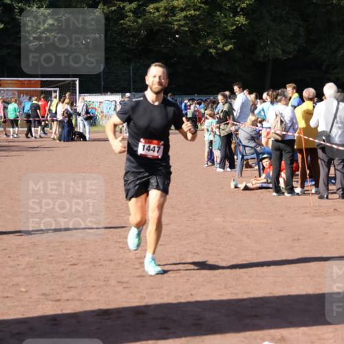 27.09.2026 - 35. Volkslauf durch das schöne Alstertal Strokosch-Dieckow http://msf.ph/oto/10585138 27.09.2026 11:48:02 Ziel 1447, 1494 meine-sportfotos.de