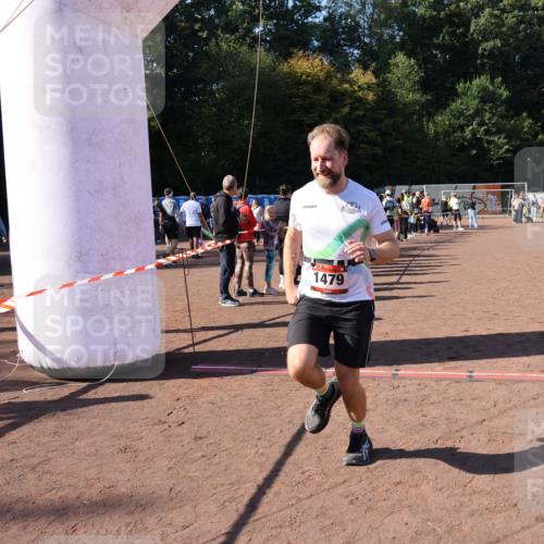 27.09.2026 - 35. Volkslauf durch das schöne Alstertal Strokosch-Dieckow http://msf.ph/oto/10585147 27.09.2026 11:47:53 Ziel 1479, 1501 meine-sportfotos.de