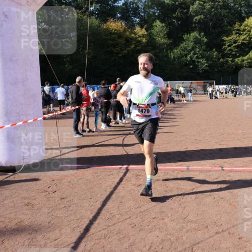 27.09.2026 - 35. Volkslauf durch das schöne Alstertal Strokosch-Dieckow http://msf.ph/oto/10585153 27.09.2026 11:47:52 Ziel 1479, 1501 meine-sportfotos.de