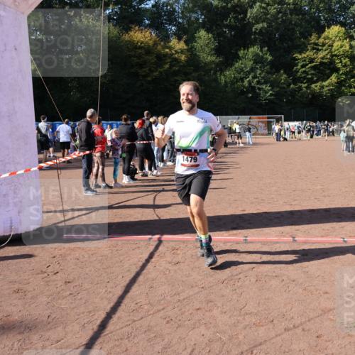 27.09.2026 - 35. Volkslauf durch das schöne Alstertal Strokosch-Dieckow http://msf.ph/oto/10585154 27.09.2026 11:47:52 Ziel 1479, 1501 meine-sportfotos.de