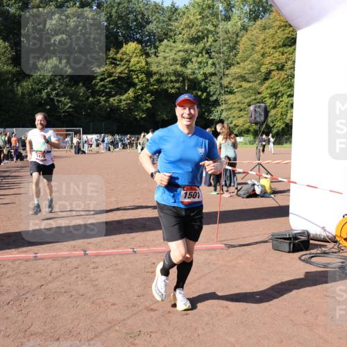 27.09.2026 - 35. Volkslauf durch das schöne Alstertal Strokosch-Dieckow http://msf.ph/oto/10585160 27.09.2026 11:47:51 Ziel 1479, 1501 meine-sportfotos.de