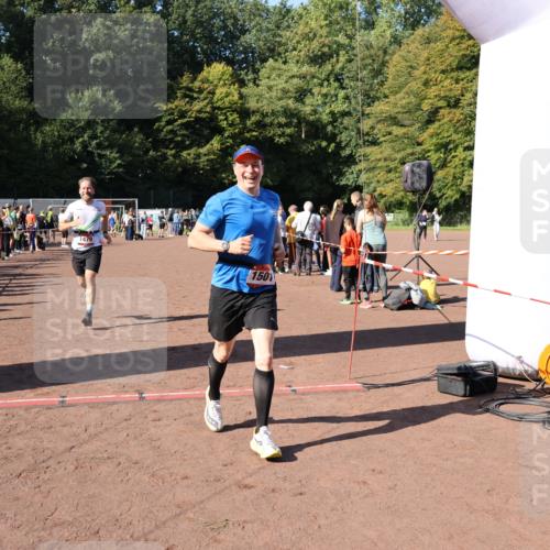 27.09.2026 - 35. Volkslauf durch das schöne Alstertal Strokosch-Dieckow http://msf.ph/oto/10585168 27.09.2026 11:47:51 Ziel 1479, 1501 meine-sportfotos.de
