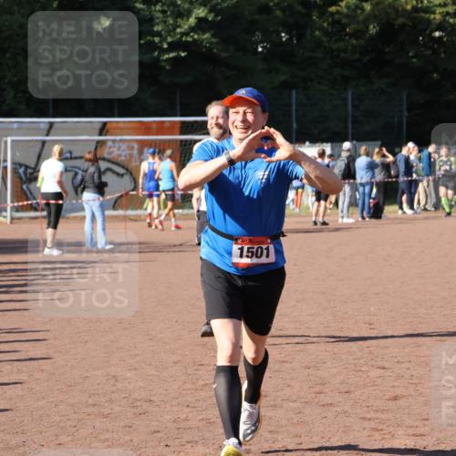 27.09.2026 - 35. Volkslauf durch das schöne Alstertal Strokosch-Dieckow http://msf.ph/oto/10585172 27.09.2026 11:47:49 Ziel 1479, 1501 meine-sportfotos.de