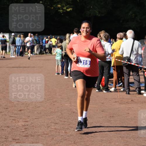 27.09.2026 - 35. Volkslauf durch das schöne Alstertal Strokosch-Dieckow http://msf.ph/oto/10585210 27.09.2026 11:47:42 Ziel 1501, 3319 meine-sportfotos.de