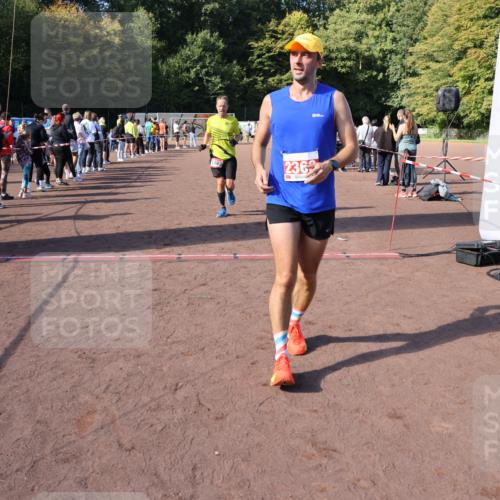 27.09.2026 - 35. Volkslauf durch das schöne Alstertal Strokosch-Dieckow http://msf.ph/oto/10585214 27.09.2026 11:49:32 Ziel 1487, 1493, 2363, 3175, 3248 meine-sportfotos.de