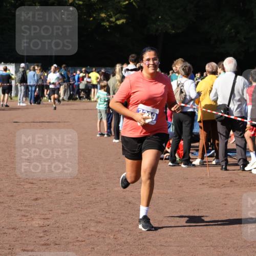 27.09.2026 - 35. Volkslauf durch das schöne Alstertal Strokosch-Dieckow http://msf.ph/oto/10585215 27.09.2026 11:47:42 Ziel 1501, 3319 meine-sportfotos.de