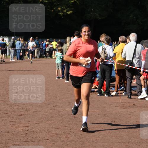 27.09.2026 - 35. Volkslauf durch das schöne Alstertal Strokosch-Dieckow http://msf.ph/oto/10585216 27.09.2026 11:47:42 Ziel 1501, 3319 meine-sportfotos.de