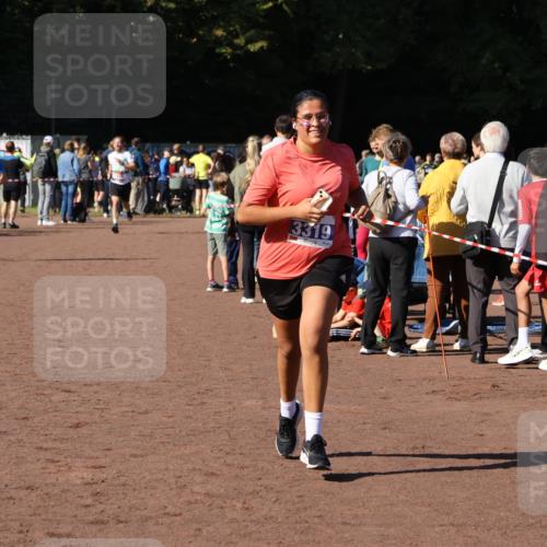 27.09.2026 - 35. Volkslauf durch das schöne Alstertal Strokosch-Dieckow http://msf.ph/oto/10585218 27.09.2026 11:47:42 Ziel 1501, 3319 meine-sportfotos.de