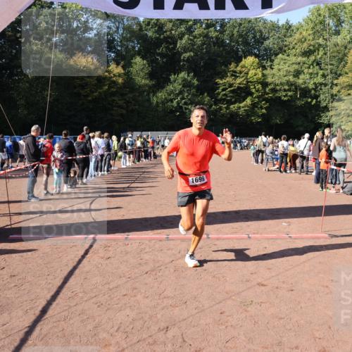 27.09.2026 - 35. Volkslauf durch das schöne Alstertal Strokosch-Dieckow http://msf.ph/oto/10585253 27.09.2026 11:47:20 Ziel 1699 meine-sportfotos.de