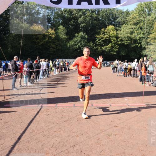 27.09.2026 - 35. Volkslauf durch das schöne Alstertal Strokosch-Dieckow http://msf.ph/oto/10585255 27.09.2026 11:47:20 Ziel 1699 meine-sportfotos.de
