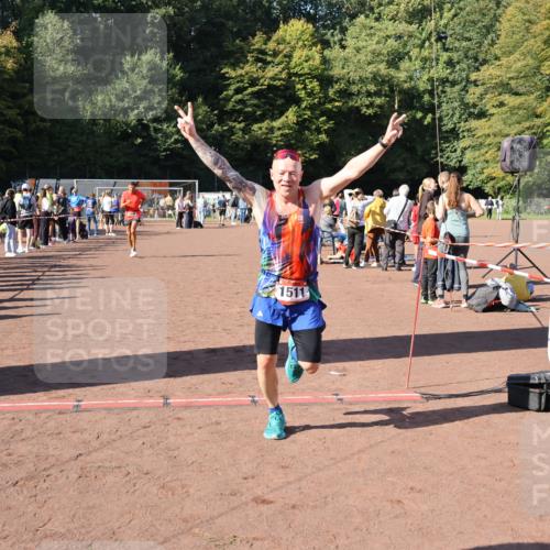 27.09.2026 - 35. Volkslauf durch das schöne Alstertal Strokosch-Dieckow http://msf.ph/oto/10585287 27.09.2026 11:47:15 Ziel 1473, 1511, 1699, 2101, 3392 meine-sportfotos.de