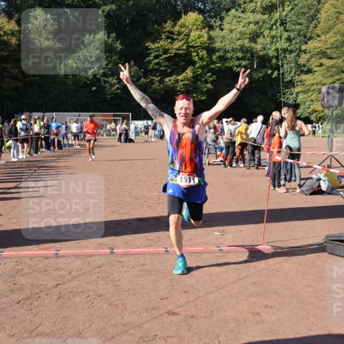 27.09.2026 - 35. Volkslauf durch das schöne Alstertal Strokosch-Dieckow http://msf.ph/oto/10585289 27.09.2026 11:47:15 Ziel 1473, 1511, 1699, 2101, 3392 meine-sportfotos.de