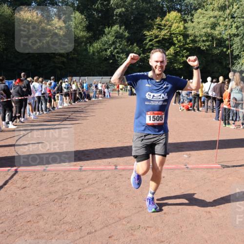 27.09.2026 - 35. Volkslauf durch das schöne Alstertal Strokosch-Dieckow http://msf.ph/oto/10585386 27.09.2026 11:46:53 Ziel 1505, 1734 meine-sportfotos.de