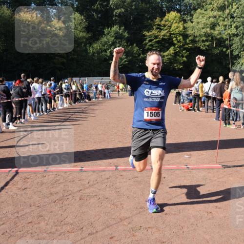 27.09.2026 - 35. Volkslauf durch das schöne Alstertal Strokosch-Dieckow http://msf.ph/oto/10585389 27.09.2026 11:46:53 Ziel 1505, 1734 meine-sportfotos.de
