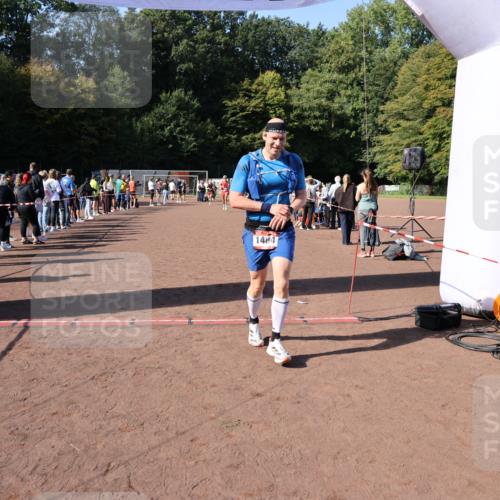 27.09.2026 - 35. Volkslauf durch das schöne Alstertal Strokosch-Dieckow http://msf.ph/oto/10585398 27.09.2026 11:49:10 Ziel 1484, 1503, 2982 meine-sportfotos.de