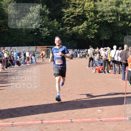 27.09.2026 - 35. Volkslauf durch das schöne Alstertal Strokosch-Dieckow http://msf.ph/oto/10585399 27.09.2026 11:46:52 Ziel 1505, 1734 meine-sportfotos.de