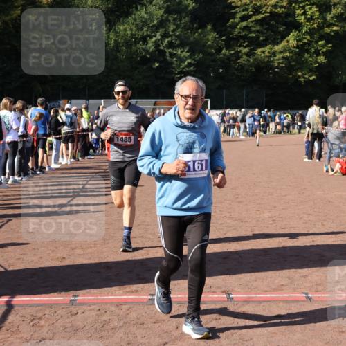 27.09.2026 - 35. Volkslauf durch das schöne Alstertal Strokosch-Dieckow http://msf.ph/oto/10585428 27.09.2026 11:46:43 Ziel 1485, 3161 meine-sportfotos.de
