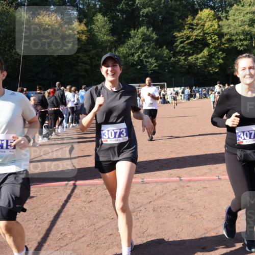 27.09.2026 - 35. Volkslauf durch das schöne Alstertal Strokosch-Dieckow http://msf.ph/oto/10585462 27.09.2026 11:46:36 Ziel 1485, 2215, 3070, 3073, 3161, 3952 meine-sportfotos.de
