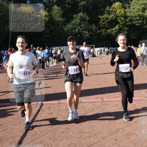 27.09.2026 - 35. Volkslauf durch das schöne Alstertal Strokosch-Dieckow http://msf.ph/oto/10585474 27.09.2026 11:46:35 Ziel 2215, 3070, 3073, 3161, 3952 meine-sportfotos.de