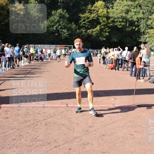 27.09.2026 - 35. Volkslauf durch das schöne Alstertal Strokosch-Dieckow http://msf.ph/oto/10585515 27.09.2026 11:46:25 Ziel 2395 meine-sportfotos.de