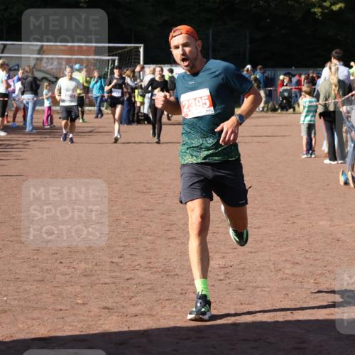 27.09.2026 - 35. Volkslauf durch das schöne Alstertal Strokosch-Dieckow http://msf.ph/oto/10585519 27.09.2026 11:46:24 Ziel 1461, 2395 meine-sportfotos.de