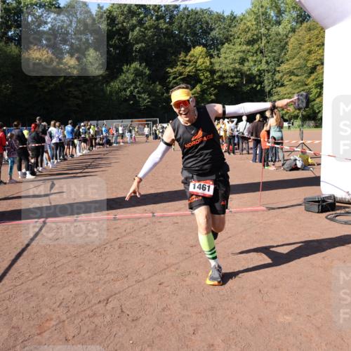 27.09.2026 - 35. Volkslauf durch das schöne Alstertal Strokosch-Dieckow http://msf.ph/oto/10585536 27.09.2026 11:46:21 Ziel 1461, 2395 meine-sportfotos.de