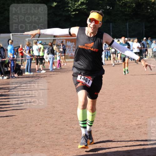 27.09.2026 - 35. Volkslauf durch das schöne Alstertal Strokosch-Dieckow http://msf.ph/oto/10585545 27.09.2026 11:46:20 Ziel 1461, 2395 meine-sportfotos.de