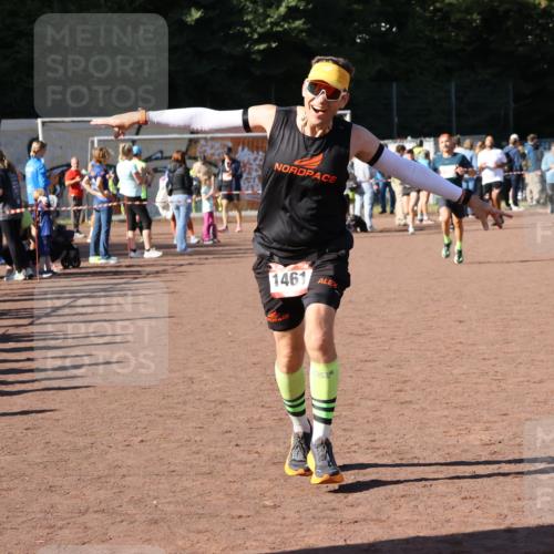 27.09.2026 - 35. Volkslauf durch das schöne Alstertal Strokosch-Dieckow http://msf.ph/oto/10585550 27.09.2026 11:46:20 Ziel 1461, 2395 meine-sportfotos.de