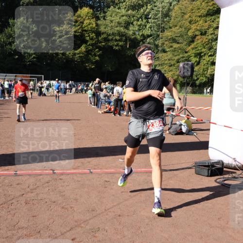 27.09.2026 - 35. Volkslauf durch das schöne Alstertal Strokosch-Dieckow http://msf.ph/oto/10585579 27.09.2026 11:45:51 Ziel 1453, 1469, 2171, 2384 meine-sportfotos.de