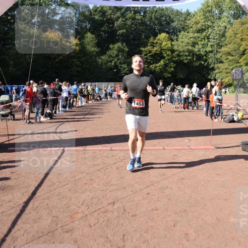 27.09.2026 - 35. Volkslauf durch das schöne Alstertal Strokosch-Dieckow http://msf.ph/oto/10585584 27.09.2026 11:45:48 Ziel 1453, 2171, 2384 meine-sportfotos.de
