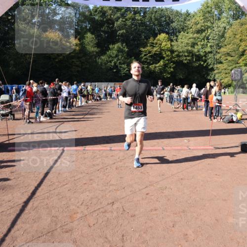 27.09.2026 - 35. Volkslauf durch das schöne Alstertal Strokosch-Dieckow http://msf.ph/oto/10585586 27.09.2026 11:45:48 Ziel 1453, 2171, 2384 meine-sportfotos.de