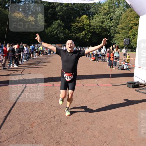 27.09.2026 - 35. Volkslauf durch das schöne Alstertal Strokosch-Dieckow http://msf.ph/oto/10585623 27.09.2026 11:45:18 Ziel 1470, 3066, 3076, 3137, 3197, 3199 meine-sportfotos.de