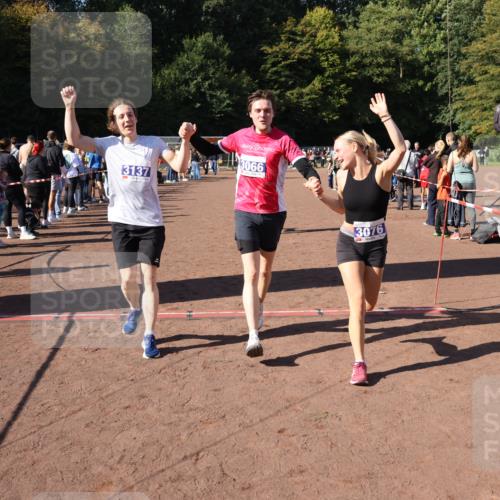 27.09.2026 - 35. Volkslauf durch das schöne Alstertal Strokosch-Dieckow http://msf.ph/oto/10585637 27.09.2026 11:45:15 Ziel 1470, 3066, 3076, 3124, 3137, 3283, 3284 meine-sportfotos.de