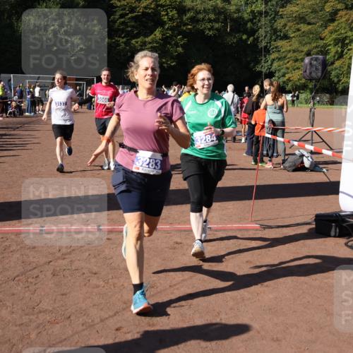 27.09.2026 - 35. Volkslauf durch das schöne Alstertal Strokosch-Dieckow http://msf.ph/oto/10585647 27.09.2026 11:45:13 Ziel 1442, 1451, 1470, 3045, 3066, 3076, 3124, 3137, 3283, 3284 meine-sportfotos.de