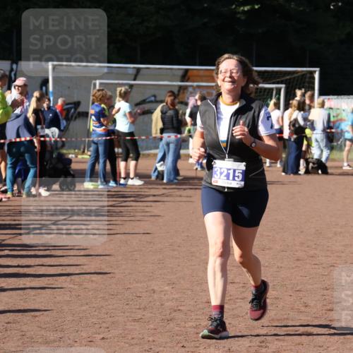 27.09.2026 - 35. Volkslauf durch das schöne Alstertal Strokosch-Dieckow http://msf.ph/oto/10585712 27.09.2026 11:44:38 Ziel 3215 meine-sportfotos.de