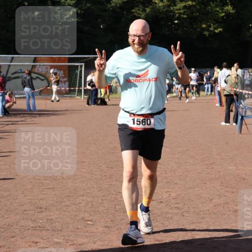 27.09.2026 - 35. Volkslauf durch das schöne Alstertal Strokosch-Dieckow http://msf.ph/oto/10585741 27.09.2026 11:56:15 Ziel 1019, 1560 meine-sportfotos.de