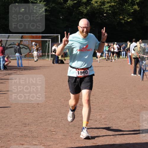 27.09.2026 - 35. Volkslauf durch das schöne Alstertal Strokosch-Dieckow http://msf.ph/oto/10585745 27.09.2026 11:56:15 Ziel 1019, 1560 meine-sportfotos.de