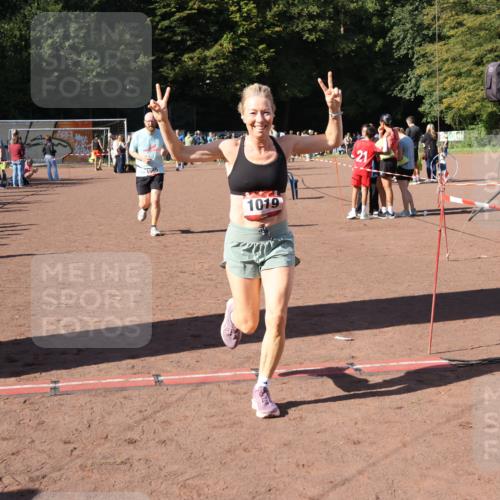 27.09.2026 - 35. Volkslauf durch das schöne Alstertal Strokosch-Dieckow http://msf.ph/oto/10585754 27.09.2026 11:56:13 Ziel 1019, 1560 meine-sportfotos.de