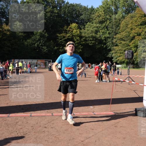27.09.2026 - 35. Volkslauf durch das schöne Alstertal Strokosch-Dieckow http://msf.ph/oto/10585768 27.09.2026 11:56:09 Ziel 1019, 1531, 1534, 1560 meine-sportfotos.de
