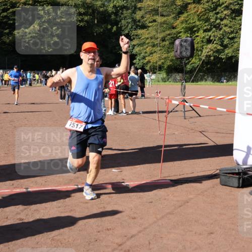 27.09.2026 - 35. Volkslauf durch das schöne Alstertal Strokosch-Dieckow http://msf.ph/oto/10585818 27.09.2026 11:55:46 Ziel 1513, 1517, 1525, 1559, 2335, 2379 meine-sportfotos.de