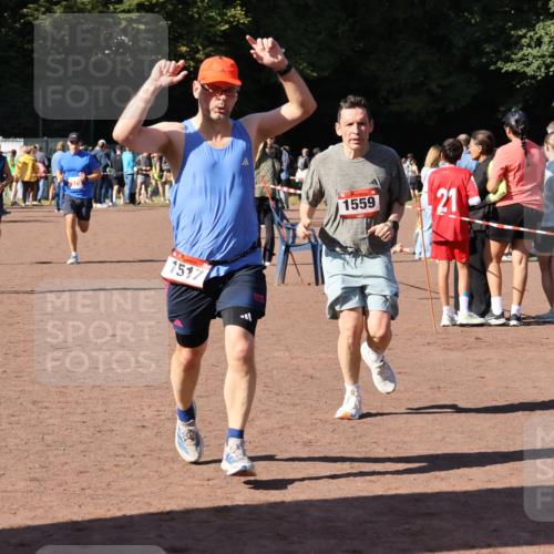 27.09.2026 - 35. Volkslauf durch das schöne Alstertal Strokosch-Dieckow http://msf.ph/oto/10585822 27.09.2026 11:55:45 Ziel 1513, 1517, 1525, 1533, 1559, 2335, 2379 meine-sportfotos.de