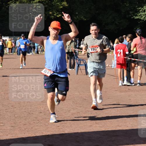 27.09.2026 - 35. Volkslauf durch das schöne Alstertal Strokosch-Dieckow http://msf.ph/oto/10585824 27.09.2026 11:55:45 Ziel 1513, 1517, 1525, 1533, 1559, 2335, 2379 meine-sportfotos.de