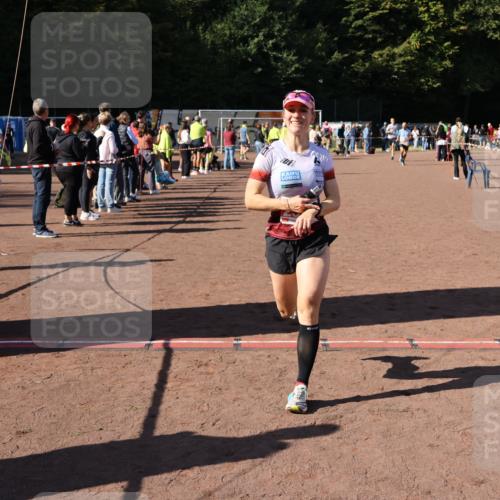 27.09.2026 - 35. Volkslauf durch das schöne Alstertal Strokosch-Dieckow http://msf.ph/oto/10585893 27.09.2026 11:55:11 Ziel 1489, 1549, 2502 meine-sportfotos.de