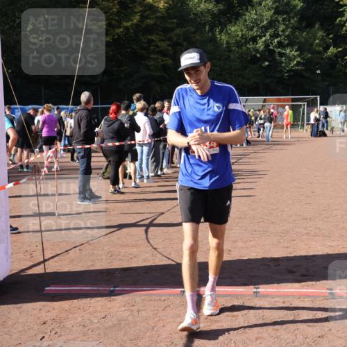 27.09.2026 - 35. Volkslauf durch das schöne Alstertal Strokosch-Dieckow http://msf.ph/oto/10585907 27.09.2026 11:55:02 Ziel 1472, 2334, 2502 meine-sportfotos.de