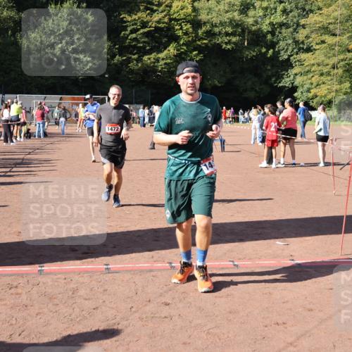 27.09.2026 - 35. Volkslauf durch das schöne Alstertal Strokosch-Dieckow http://msf.ph/oto/10585916 27.09.2026 11:54:57 Ziel 1472, 1497, 2334 meine-sportfotos.de
