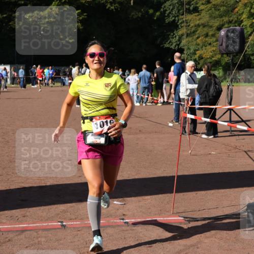 27.09.2026 - 35. Volkslauf durch das schöne Alstertal Strokosch-Dieckow http://msf.ph/oto/10585974 27.09.2026 11:54:28 Ziel 1016 meine-sportfotos.de