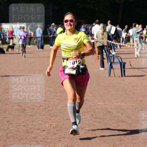 27.09.2026 - 35. Volkslauf durch das schöne Alstertal Strokosch-Dieckow http://msf.ph/oto/10585976 27.09.2026 11:54:27 Ziel 1016 meine-sportfotos.de