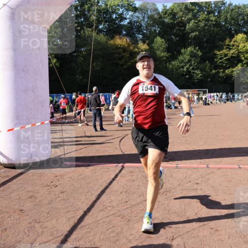 27.09.2026 - 35. Volkslauf durch das schöne Alstertal Strokosch-Dieckow http://msf.ph/oto/10586044 27.09.2026 11:53:52 Ziel 1541 meine-sportfotos.de