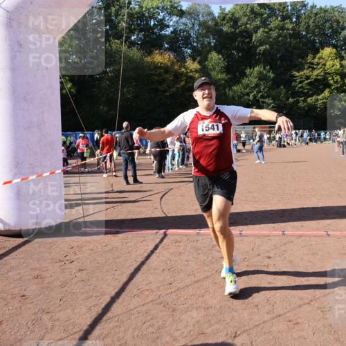 27.09.2026 - 35. Volkslauf durch das schöne Alstertal Strokosch-Dieckow http://msf.ph/oto/10586046 27.09.2026 11:53:52 Ziel 1541 meine-sportfotos.de